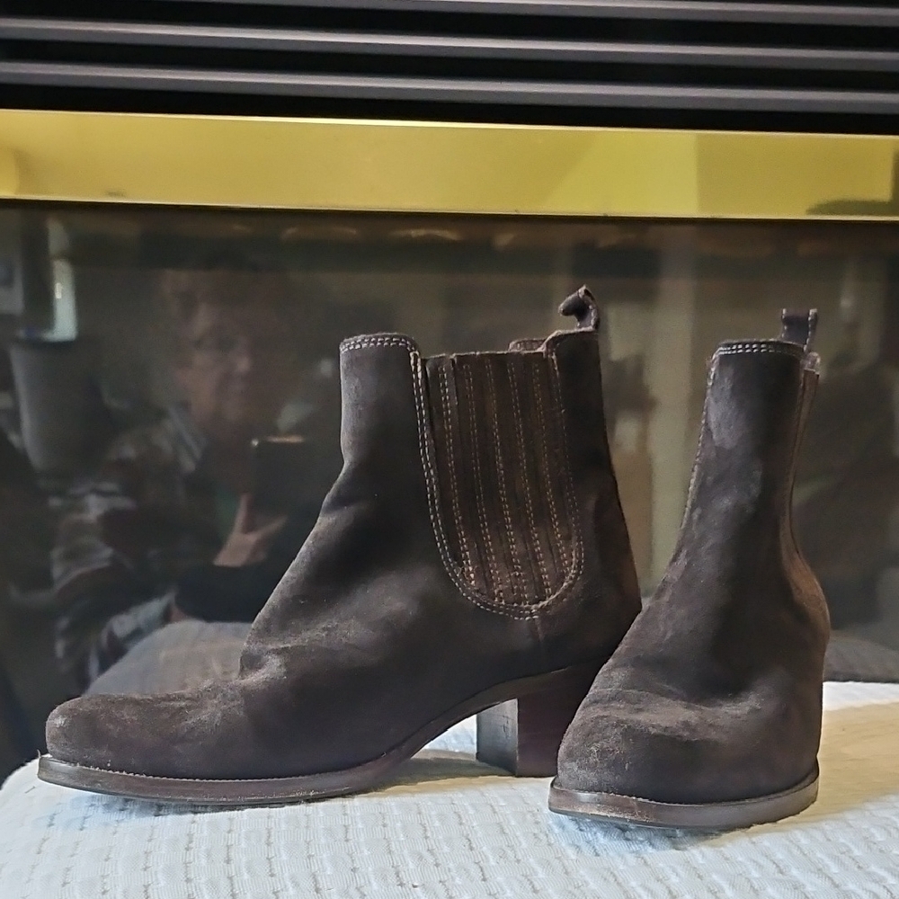 La CANADIENNE Brown Ankle Boots